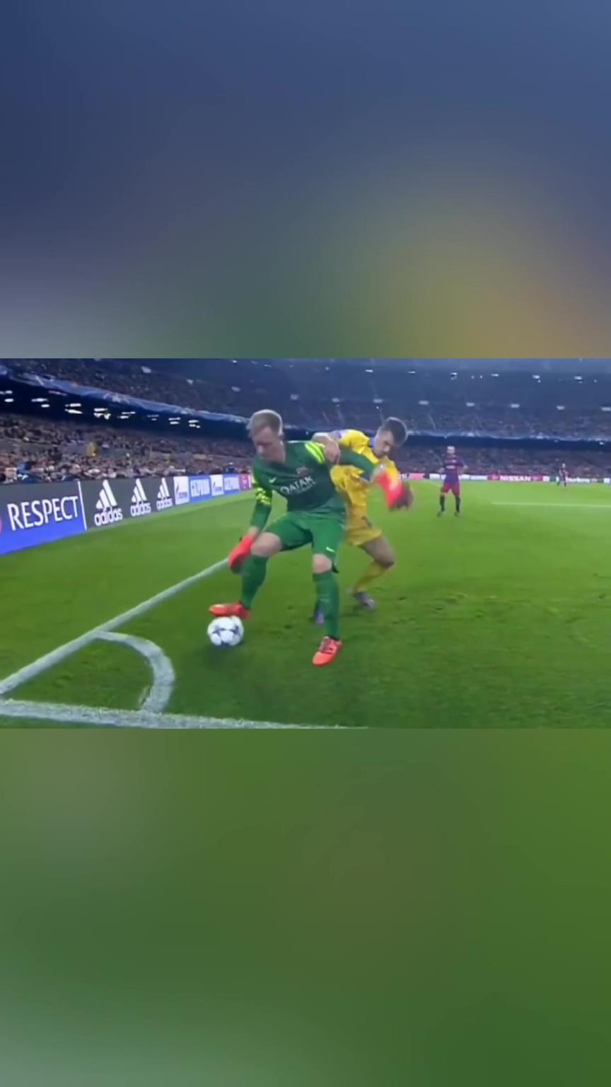 特爾施特根：老子的護(hù)球像亨利！誰來了也不好使！